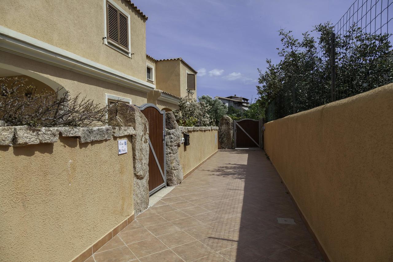 Aria Di Vacanza - Gelsi Olbia Exterior foto
